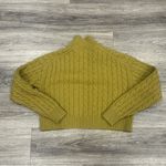 Sunday Best Olive V Photo 2