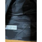 Athleta Elation Camo 7/8 Tight L Key pocket 78% nylon 22% lycra gray black Photo 2