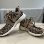 Nike Women’s Roshe One Shoes Photo 1