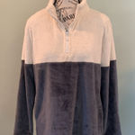 Wallflower Women’s Large Quarter Zip Fleece Pullover Jacket Gray & Cream Photo 0