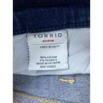 Torrid New Boyfriend Crop Womens Plus Jeans Size 26R Distressed Raw Hem Stretch Photo 4