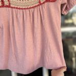 Lucky Brand  Women’s XS Mauve Crochet Squareneck Boho Short Sleeve Blouse Top Photo 8