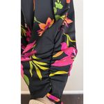 Susan Graver Susan‎ Graver Womens 2X Colorful Floral Liquid Knit Cropped Pants Pockets Resort Photo 2