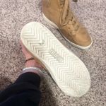 Guess Sneakers Photo 2