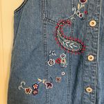 Vintage T & Company women’s medium‎ wash blue denim embroidered button up vest Size undefined Photo 3
