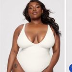 YITTY  Shaping Swim Plunge Swimsuit Large color On My Ivories Photo 3