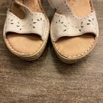 Naturalizer  Shoe Rosie-Moon Stone Soft N5 Comfort  8 N Wedge Leather Embroidered Photo 4