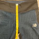 New Balance  Dry Pocket Mesh Back Leggings. Size Small. EUC Photo 12