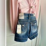 Miss Me Button 9” Rise Blue Jean Shorts Sz 27 NWT Photo 5