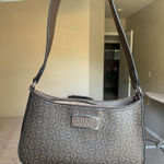 Guess  Bag Shoulder Photo 0