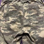 American Eagle Camo Jogger Photo 1