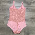 Leonisa  Shaping Underwire Convertible Bodysuit Pink Size 38 Photo 3