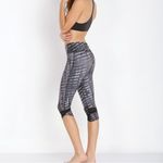 Under Armour  Fly by Printed Compression Capri Speed Jungle Photo 4