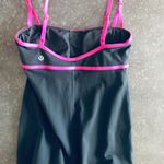 Lululemon grey-pink tank top.Size 4. Photo 0
