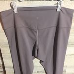 Lululemon  Athletica lavender purple Capri leggings size 18 workout gym active​​ Photo 4