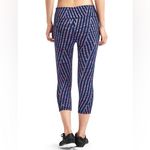 GapFit gFast Pink Multi Stripe Spacedye Jacquard Capri Size Medium Photo 1