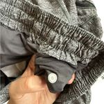 Lululemon Hotty Hot Short II *2.5" Heather Lux Multi Black / Heathered Black Photo 5