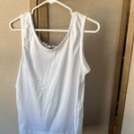 FINAL MARKDOWN Ladies White tank top medium Photo 5
