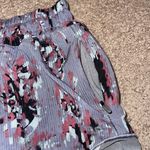 Lululemon Hotty Hot Short 2.5” Photo 2