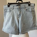 Banana Republic  light wash denim jean shorts in a size 6 festival concert summer Photo 0