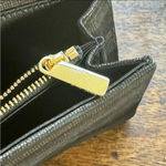 Giorgio Armani  leather clutch with magnetic closure. Interior: silk. Never worn. Photo 10