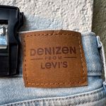 Levi's Women's Distressed Light Blue Jean Shorts NWOT Photo 3