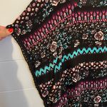 belle du jour  Boho Black and Pink Patterned Boho Top Size Large Photo 5
