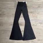 Aerie Offline‎ by  Real Me Super Flare Hi-Rise Leggings - Size XS - Black - NWT Photo 3