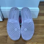 Nike 2022 Wmns Air Jordan 1 Mid 'Valentine's Day' Photo 5