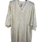 VTG Only Necessities Cream Open Knit Short Sleeve V Photo 0