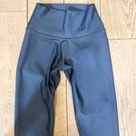 Alo Yoga 7/8 High-Waist Airlift Legging Photo 3