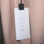 ASTR  THE LABEL Gorgeous Pale Pink L/S Shift Style  Dress NWT $68‎ Small Photo 5