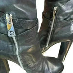 Michael Kors Women’s Greenwich Tall Belted Knee High Riding Boots Size 71/2. Photo 6