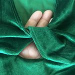 Lulus Green Women’s Velvety Long Sleeve Crop top Large Photo 3