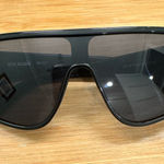 Steve Madden  Sunglasses Photo 0