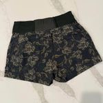 Athleta Trekkie North Floral Printed Shorts Women's 8 Terra Firma Olive Pull On Photo 5
