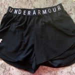 Under Armour Shorts Photo 0