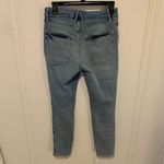 Good American Good Legs Crop Distressed Jeans in Light Blue Size 2 / 26 NWT Photo 3