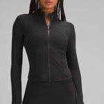 Lululemon  Define Cropped Jacket Nulu Size 6 Photo 0