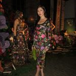 Alice + Olivia  Delora Ankle Length Dress in Secret Garden 6 New Womens Midi Photo 14