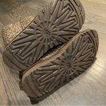 UGG  Australia Women's Classic Short II Foil Glam Boots Size 5 Chestnut B… Photo 4