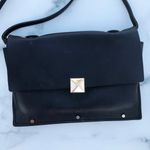 Valentino Garavani Valentino Rockstud women’s black leather shoulder bag Photo 5