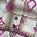 Rock 47 by Wrangler Pink and Tan Geometric Snap Button Shirt Size M Photo 4