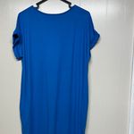 Willow Tree Vibrant Blue V Photo 8