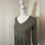 J. Jill Shirt Top‎ Womens Small Green 3/4 Sleeve V Neck Pullover Photo 1