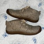 Keen  Mosey Wool Chukka Boots Taupe/Birch  sz 10 Photo 4