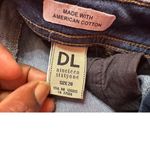 DL1961  Classic Medium Wash Skinny Jeans Casual Everyday Denim Photo 7