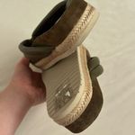 Vince Woven Boho Chic Green & Beige Leather Espadrille Sandal Thong Platform Photo 5
