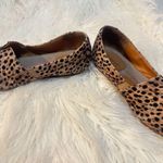 BORN Sebra Leopard Animal Print Flats Slip On Comfort Shoes Size 7.5 Tan Photo 2