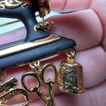 Danecraft Sewing Machine Black Enamel Gold Tone With Dangle Charms Brooch Pin Photo 8